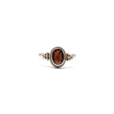 Mae Ring - Garnet