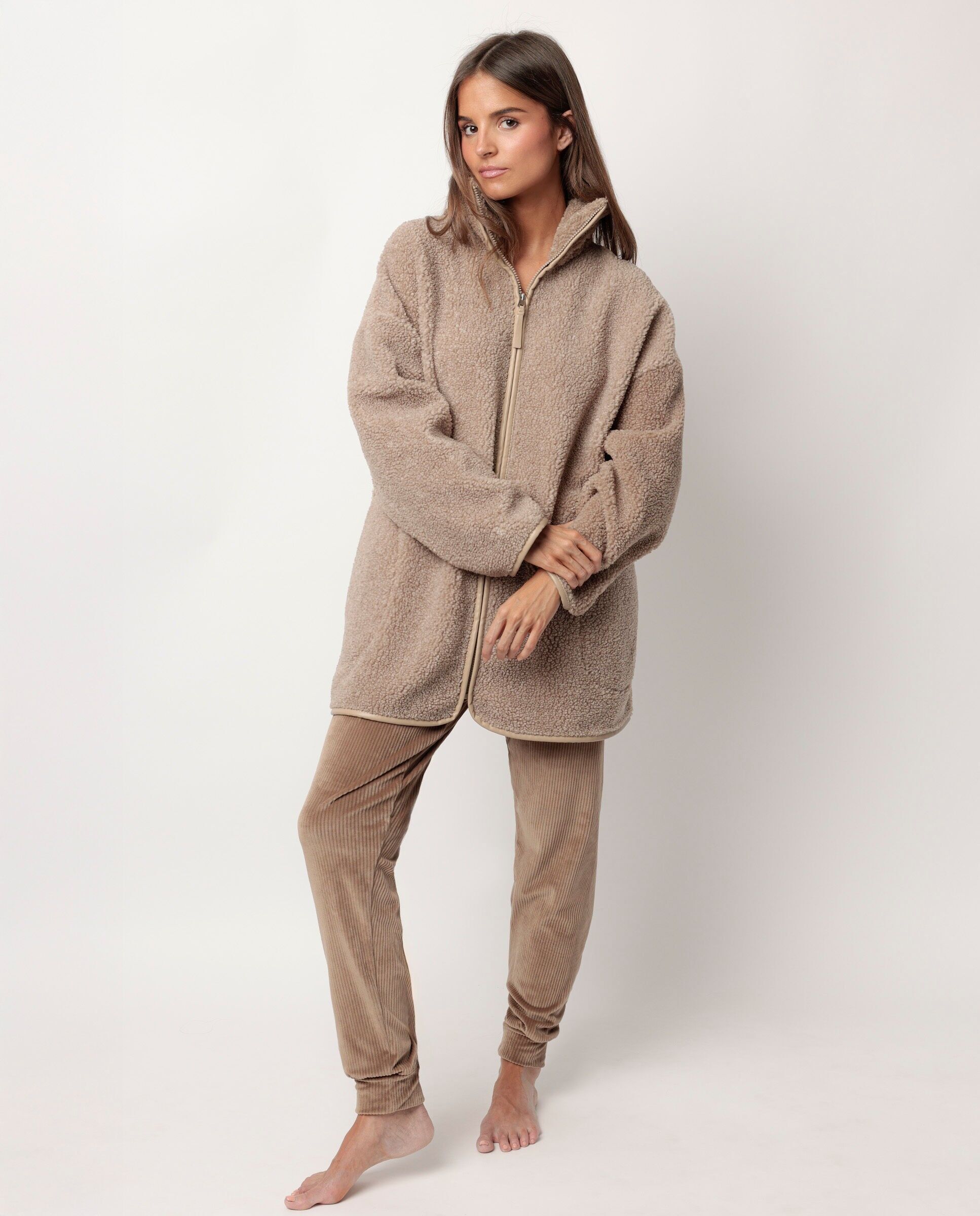 ADMAS CLASSIC Langarm-Bademantel aus warmem Sherpa Relax für Herren...