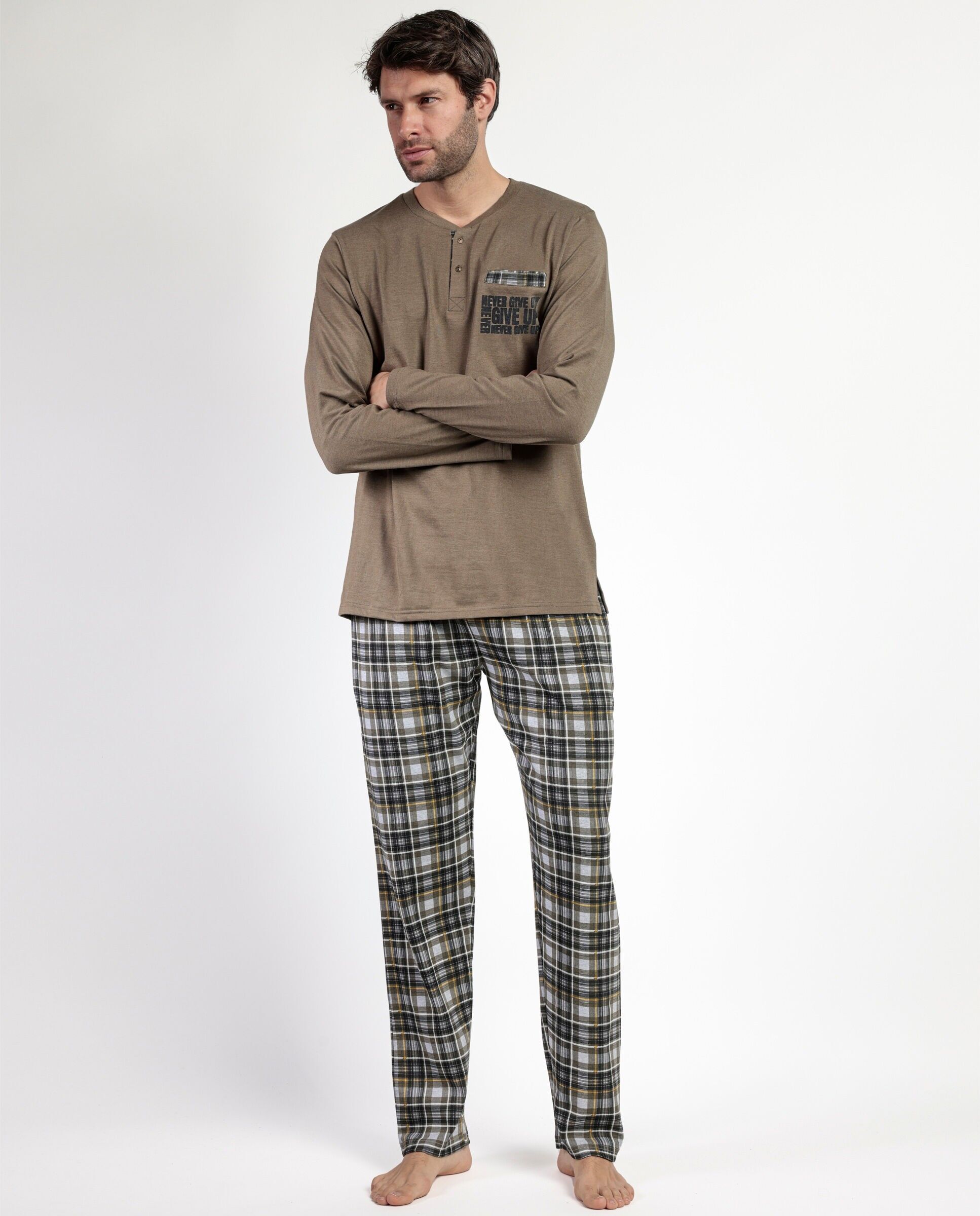 ADMAS Herren-Pyjama „Never Give Up“ mit langen Ärmeln und Knopfleiste