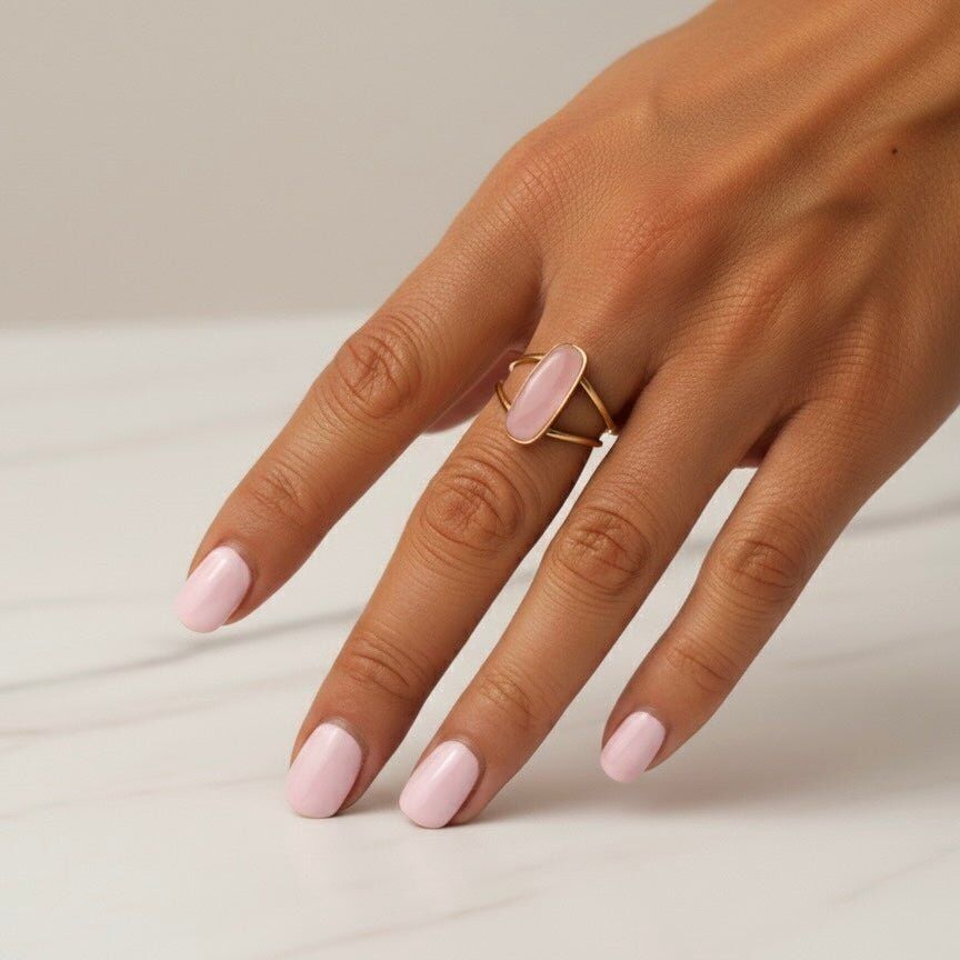 Anello ovale artigianale in acciaio placcato oro 18K – Made in Italy