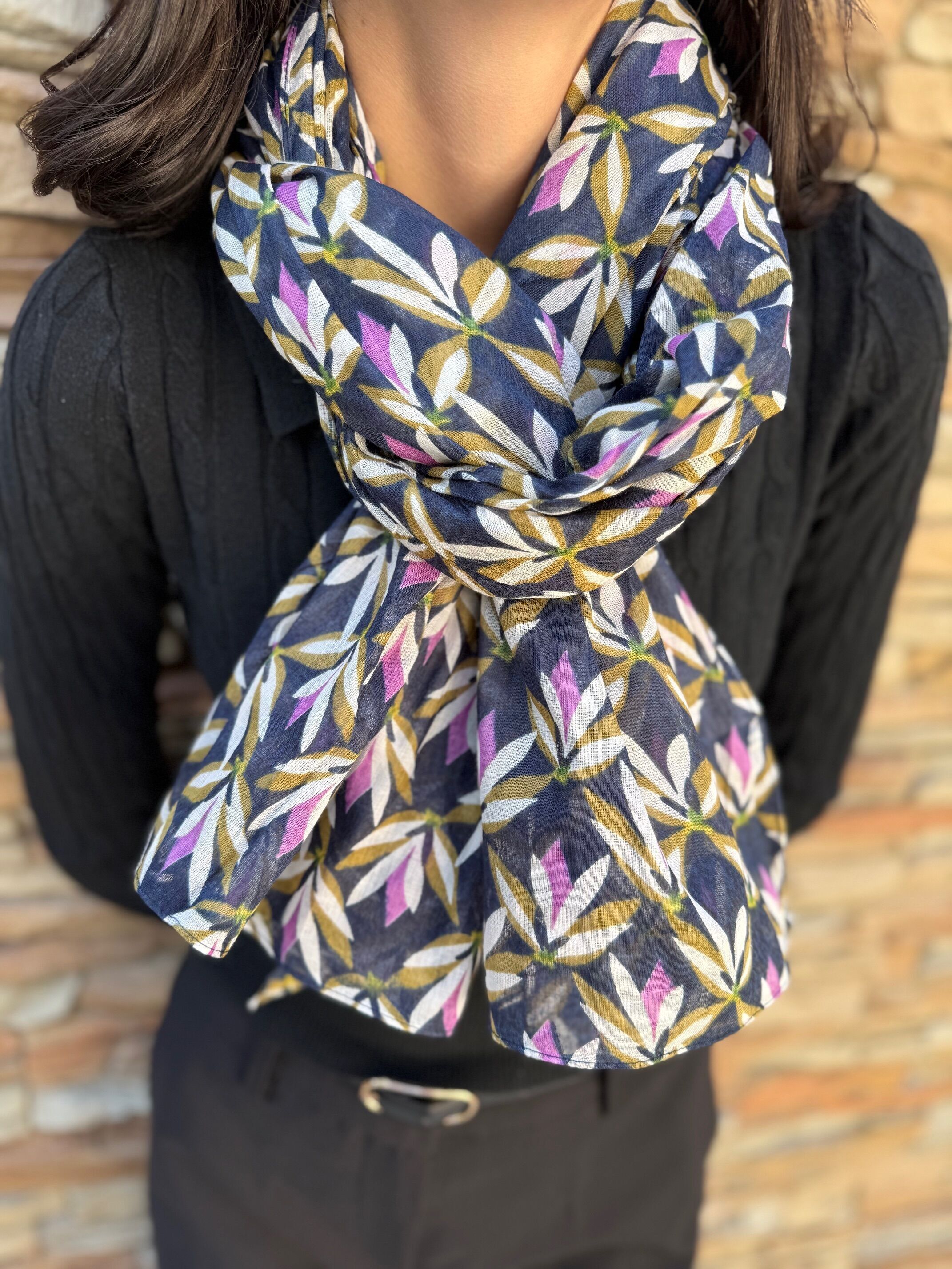 Tendencias de bufandas de mujer otoño 2025