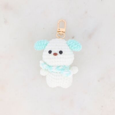 Llavero de perro de crochet hecho a mano