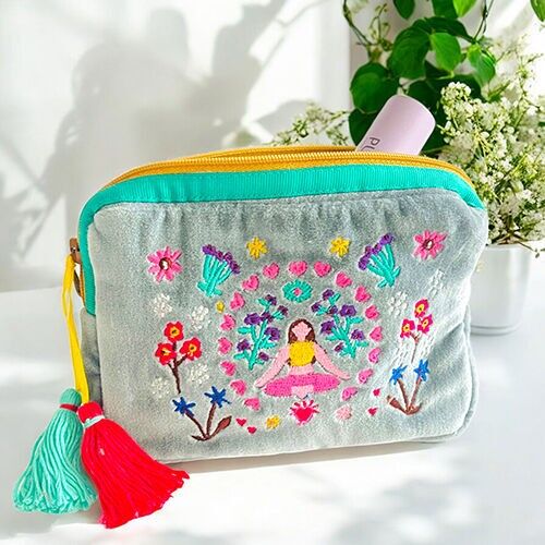 Cosmetic bag S velvet yoga flowercircle skyblue