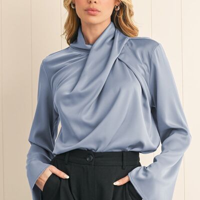 Blusa elegante de satén con cuello alto asimétrico Ivy