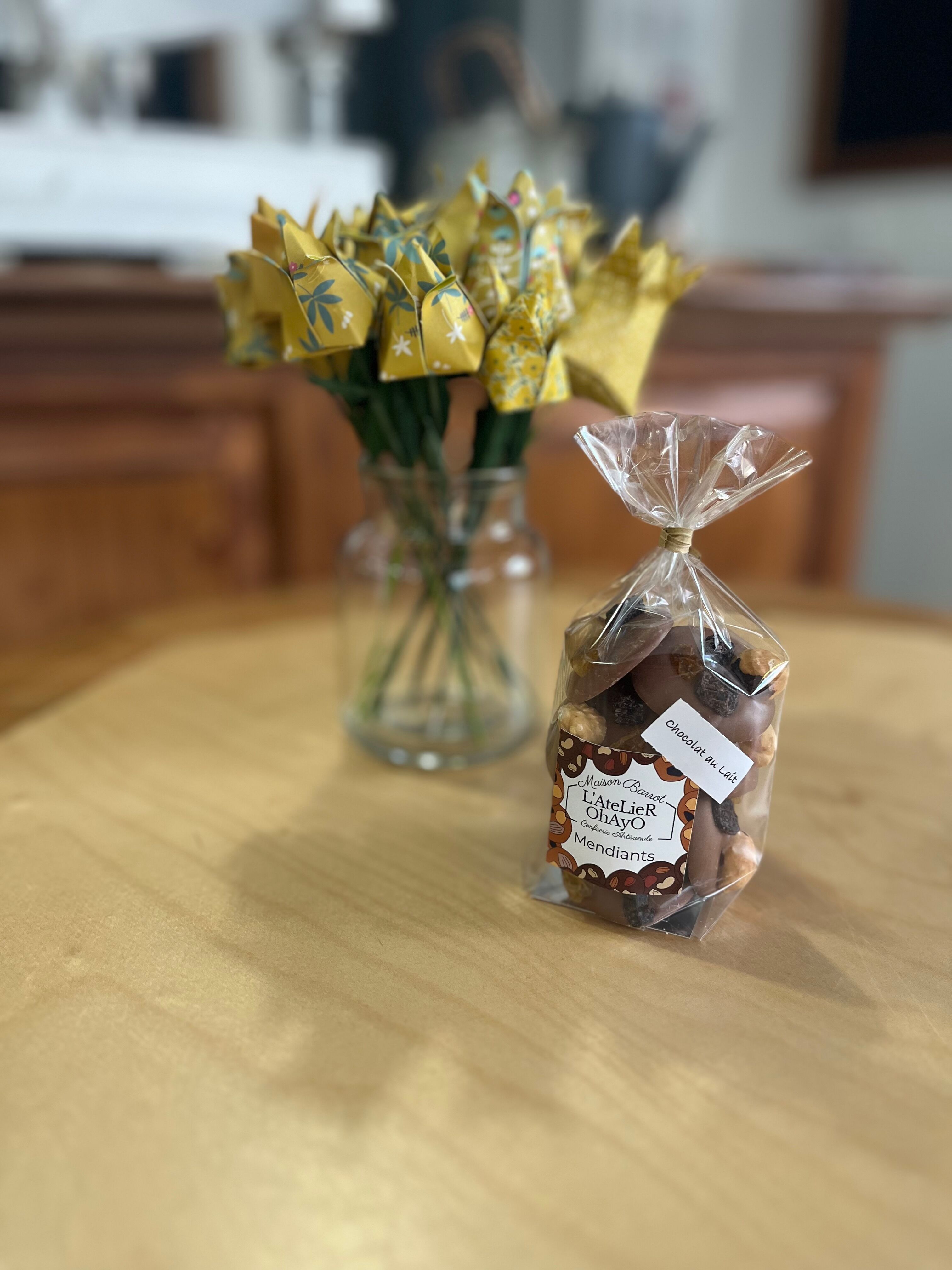 Bag of Milk Chocolate Mendiants – Hazelnuts, Blueberries & Raisins 100g