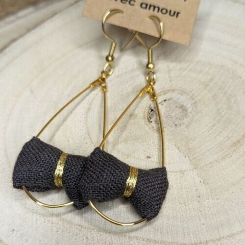 Carbon-bearing linen drop earrings
