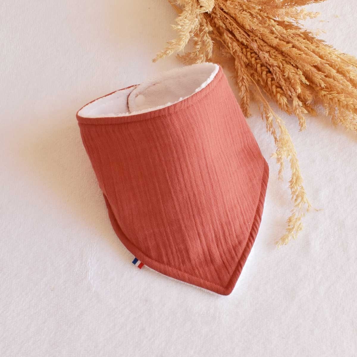Babero bandana de gasa color terracota - 6-24 meses