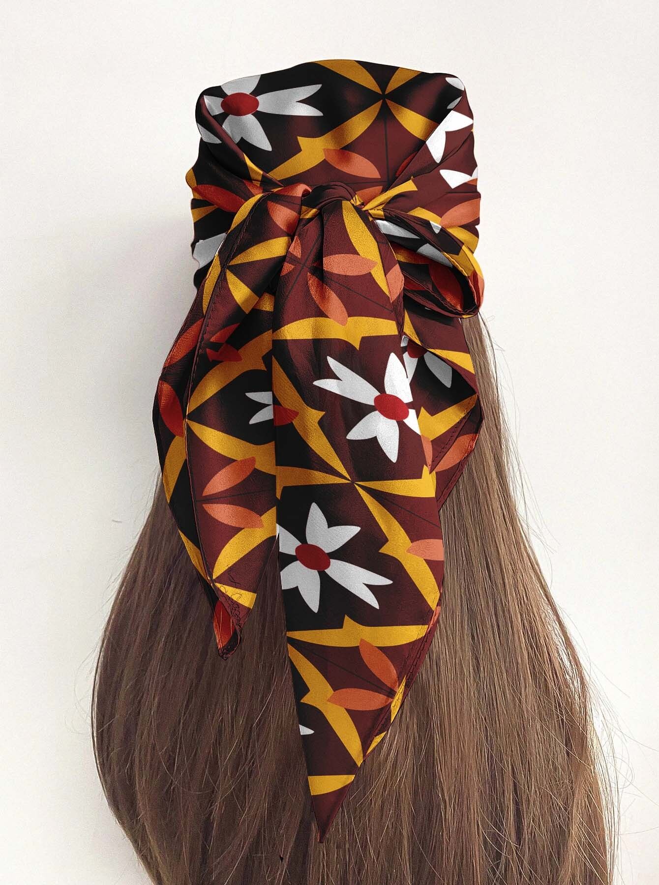 SCIARPA IN SETA ROSETTA