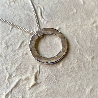 Hammered Circle Pendant__20inch