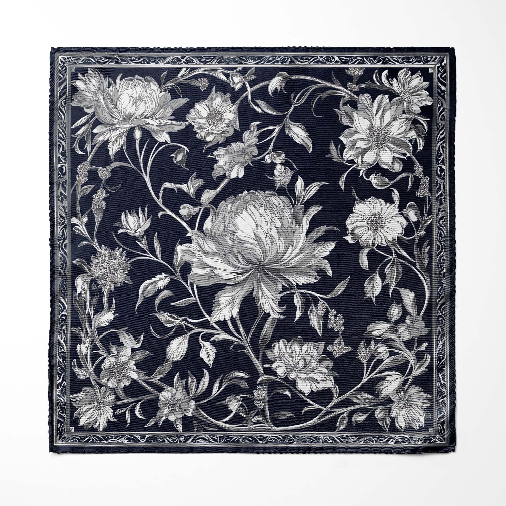 Einstecktuch aus Seide mit Gravur