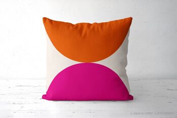 Coussin géométrique orange et rose 1