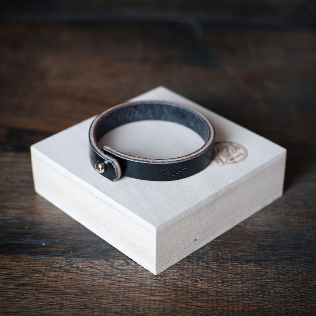 Bracciale "amigo" in pelletteria olandese antica (nero)