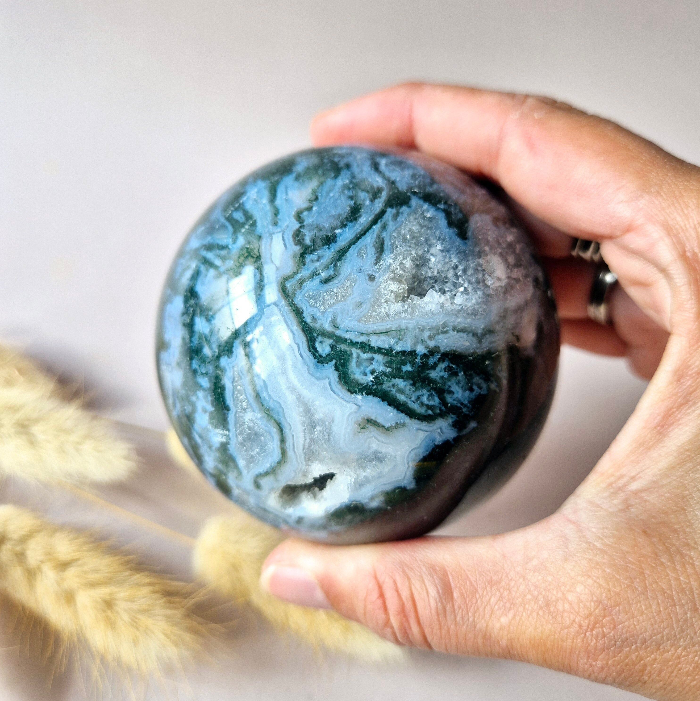 Boule de cristal en agate mousse, géode druzy, 75 mm, 540 g