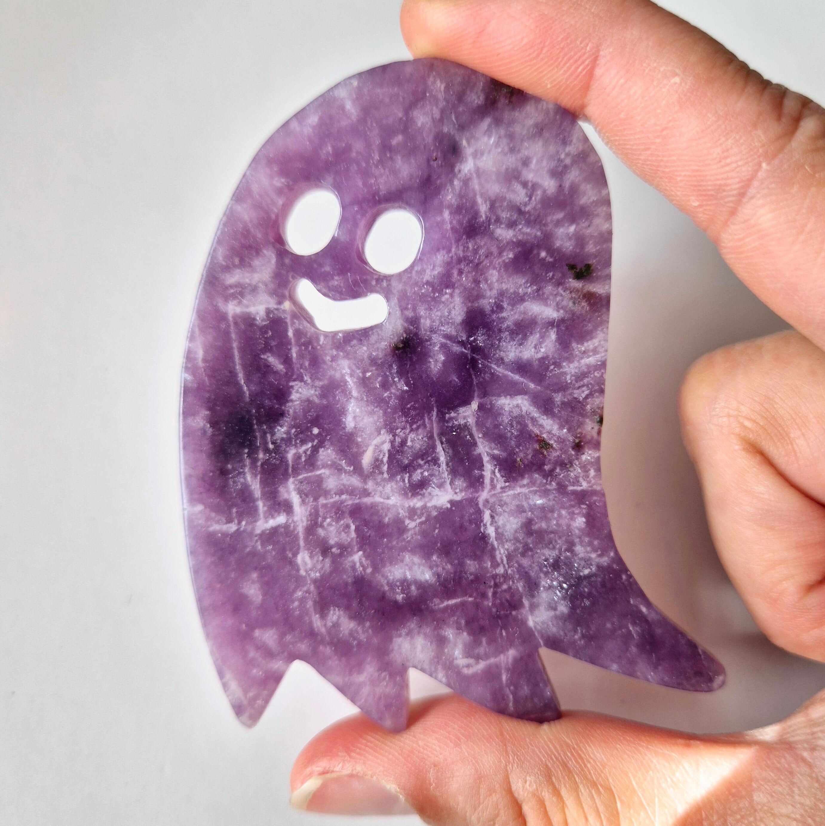 Gemma fantasma di lepidolite (circa7 cm) – Magia dei cristalli di Halloween