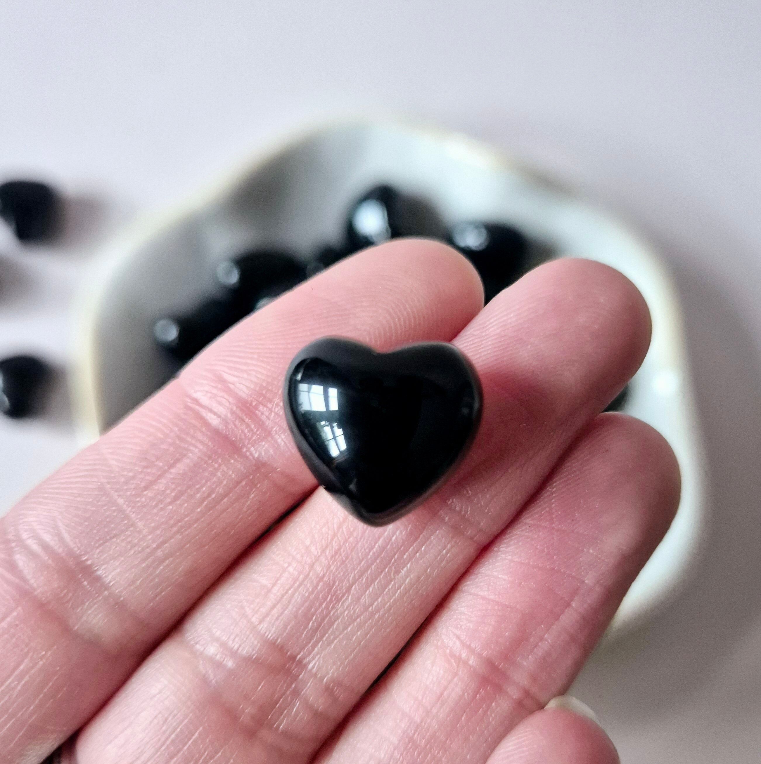 Mini Gemstone Heart Pocket Stone – Black Obsidian (1.5 cm) for crystal confetti
