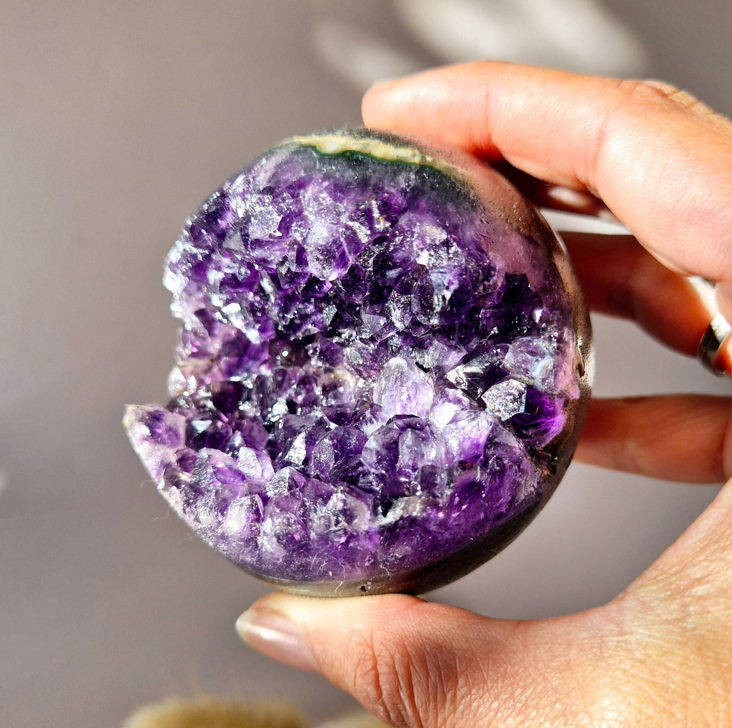 High Quality Gemstone Amethyst Geode Ball (60–70 mm)