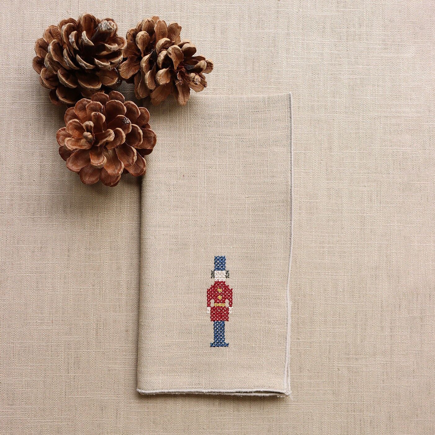 Tovagliolo in puro lino PUNTO CROCE Schiaccianoci