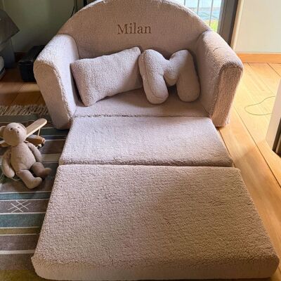 Teddy Mini-Schlafsofa mit gesticktem Namen beige
