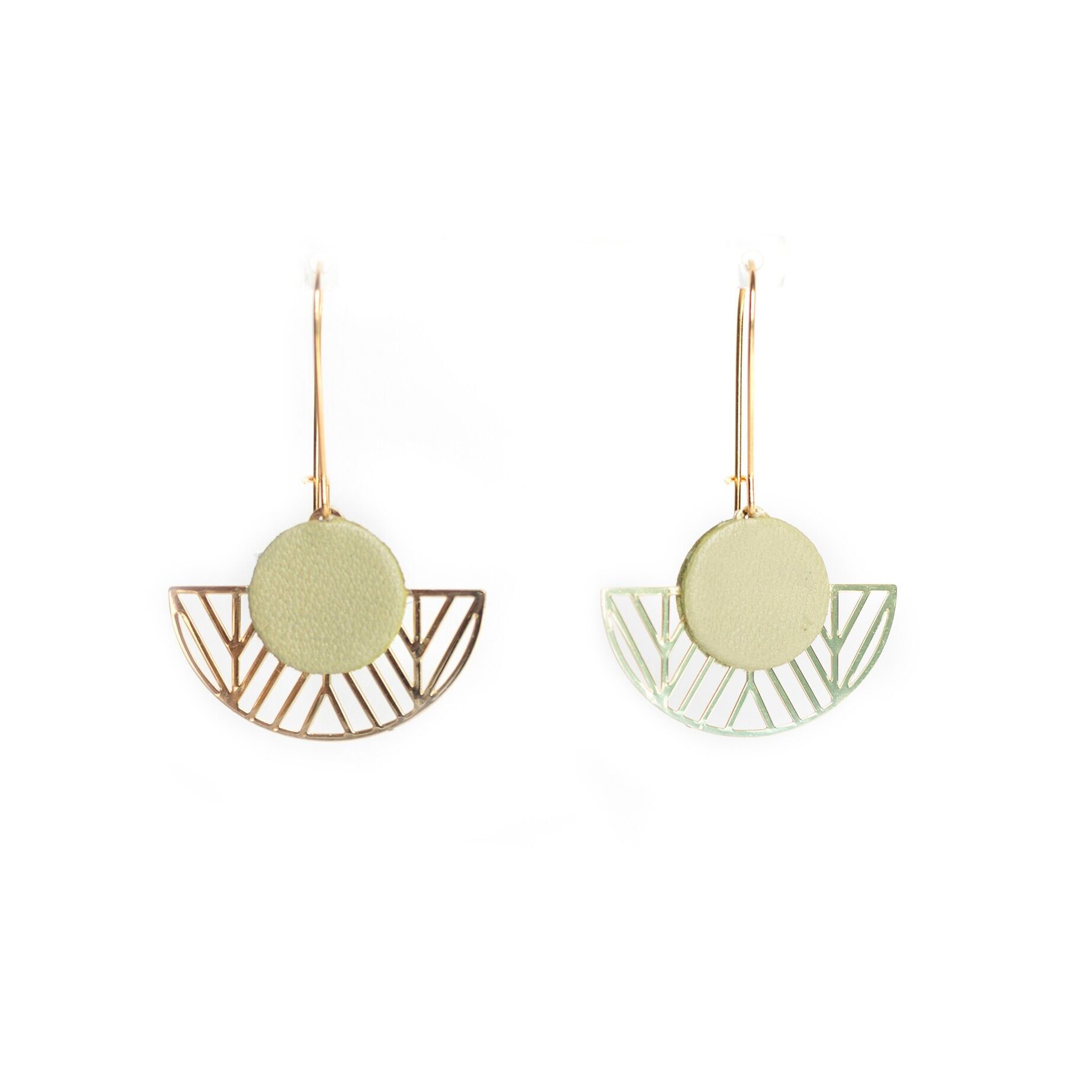 Boucles d'oreilles roue de paon cuir vert pistache