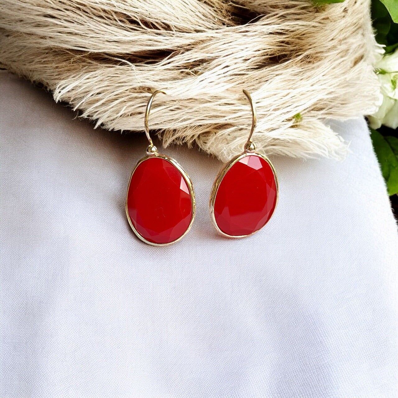 Orecchini "ICONIA", pietra naturale, agata rossa, dorati con oro fino