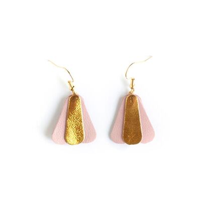 Pendientes de mariposa sencillos - Oro y cuero rosa carne