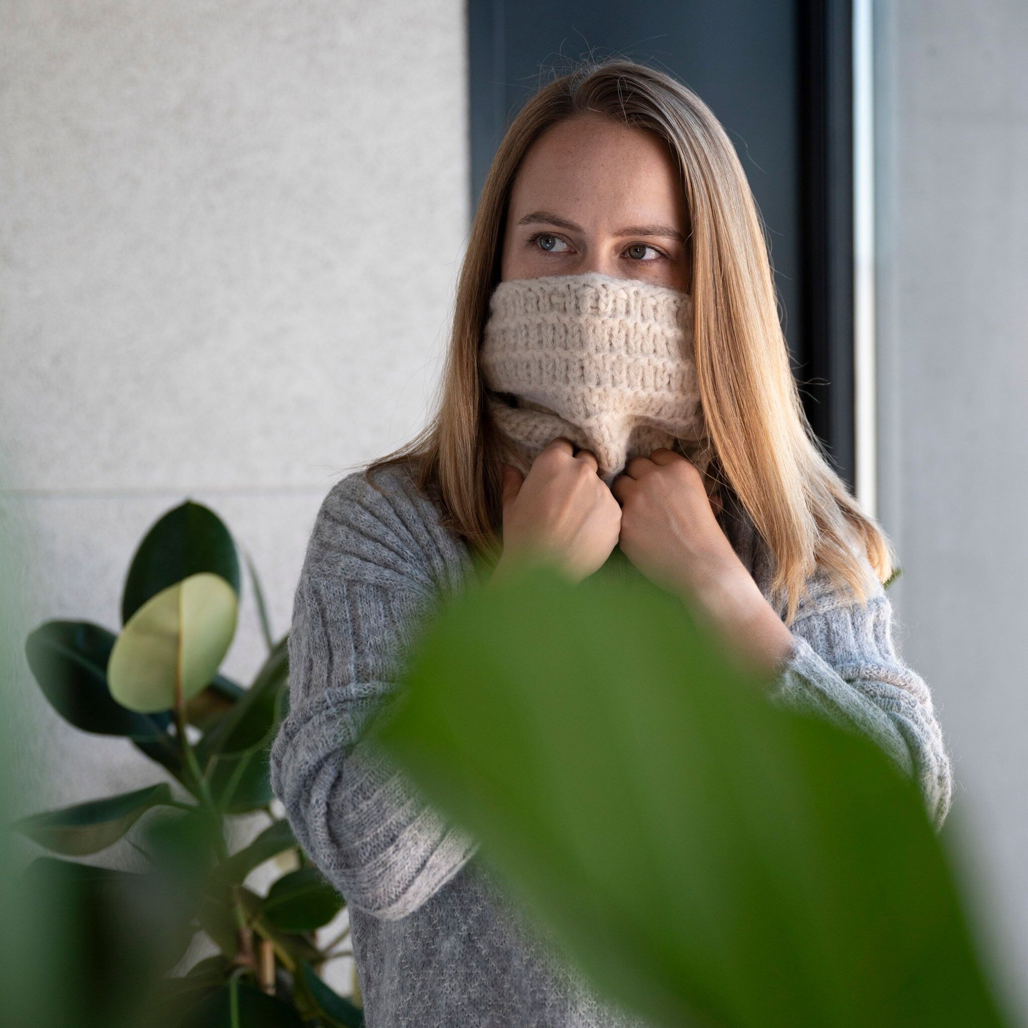 Bufanda y gorro de bucle de alpaca SURI