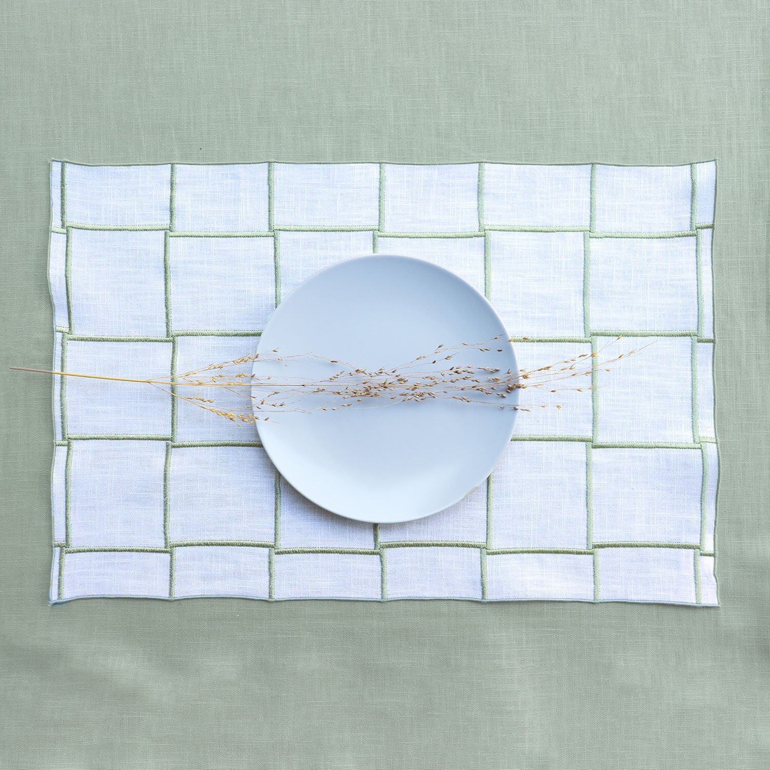 Pure linen placemat QUADRO Sage