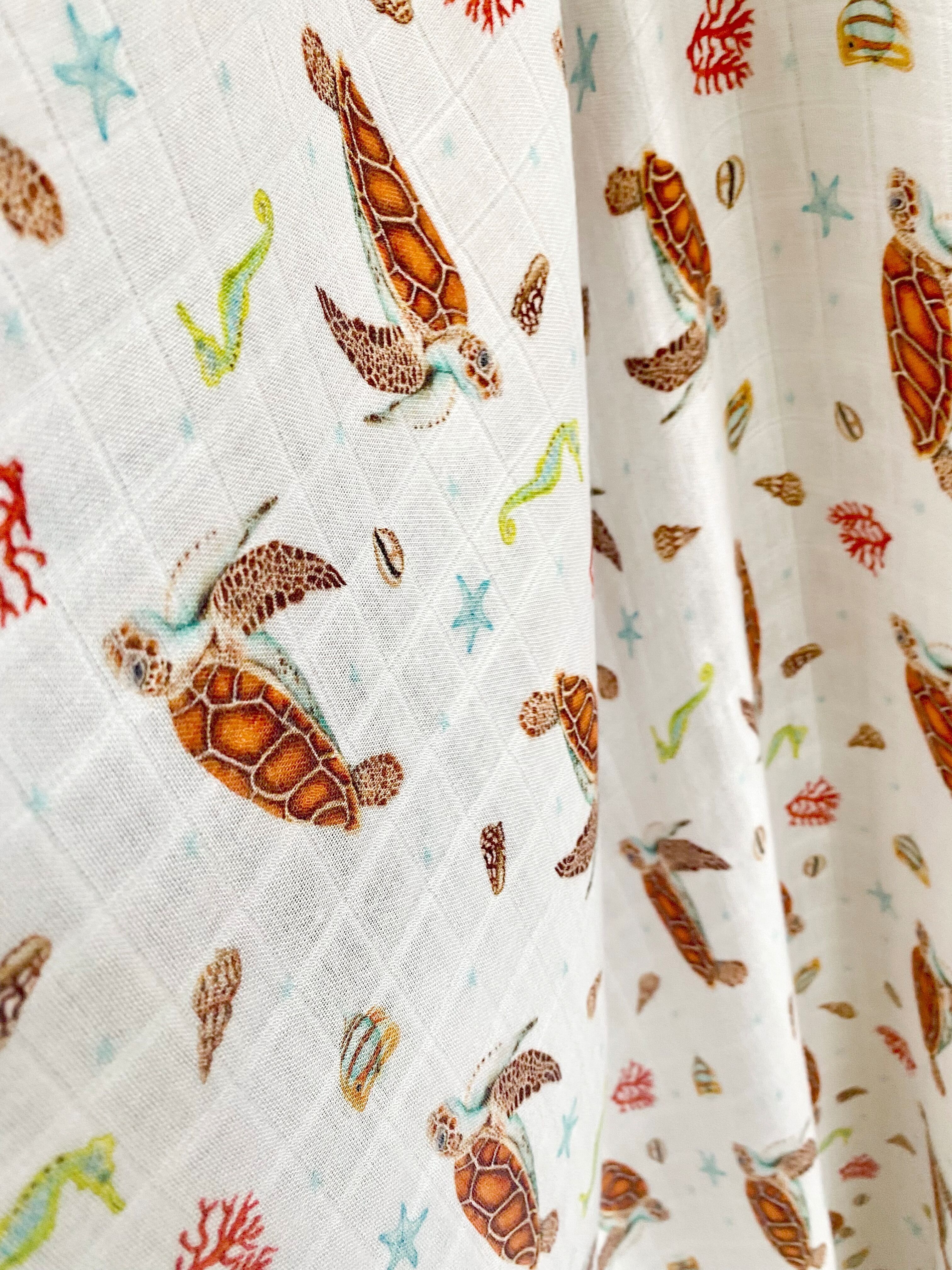 XL baby swaddle blanket sea turtle - 120cm