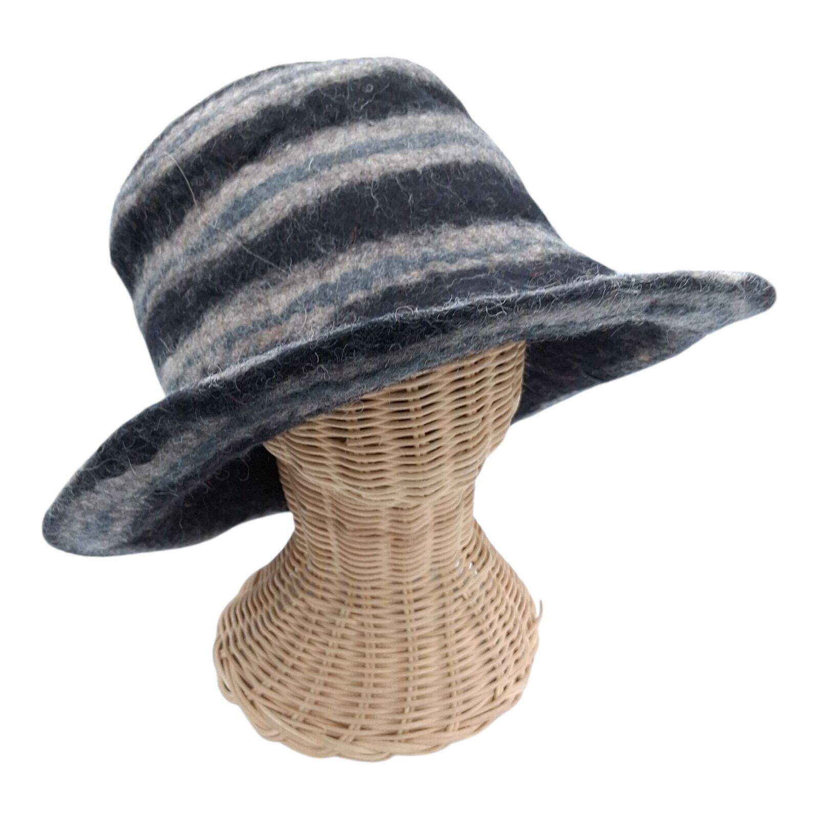 chapeau feutré à la main en pure laine de mouton