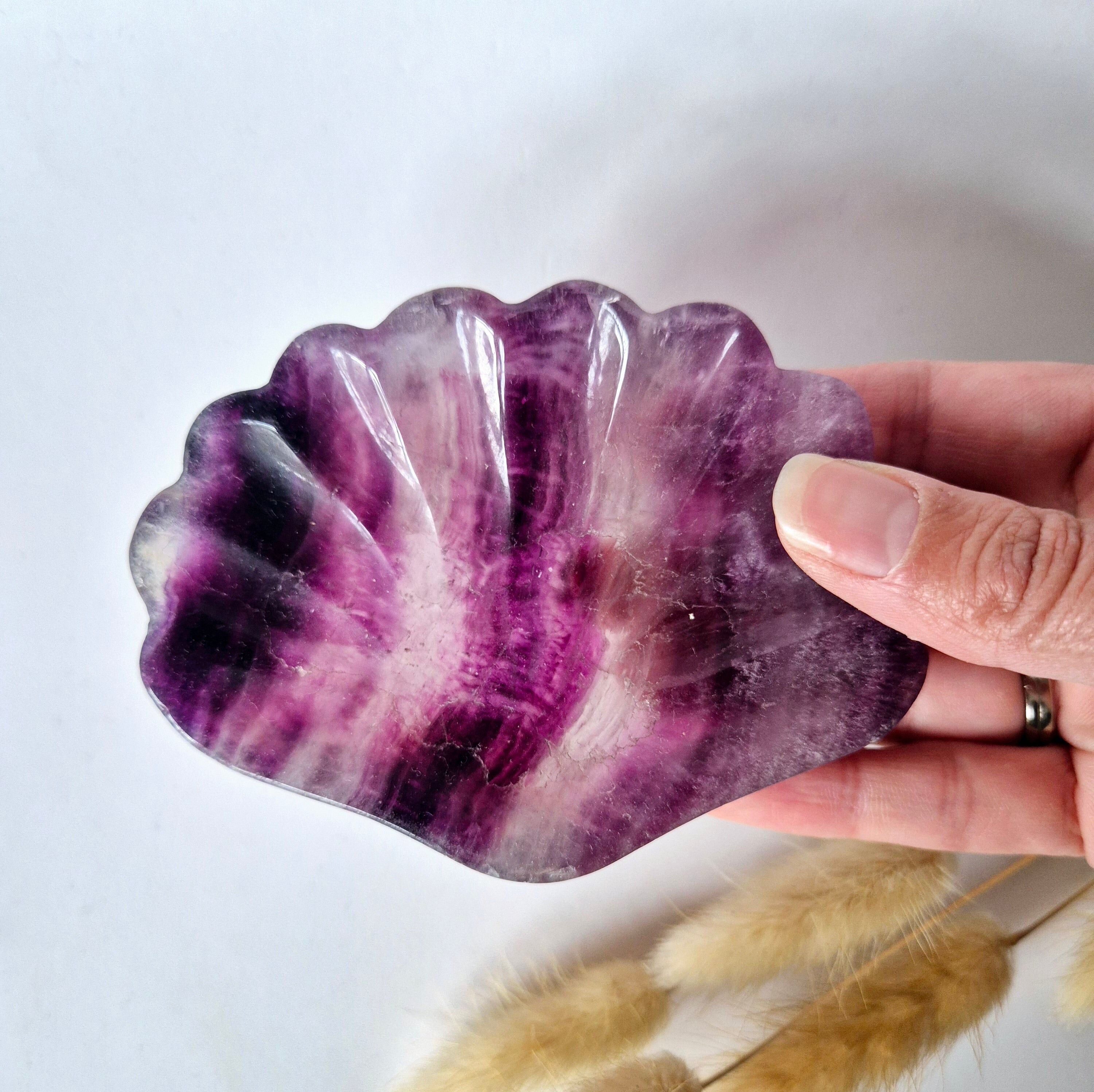 Bol sculpté en pierre précieuse en forme de coquillage, fluorite n° 11 - Cadeau unique