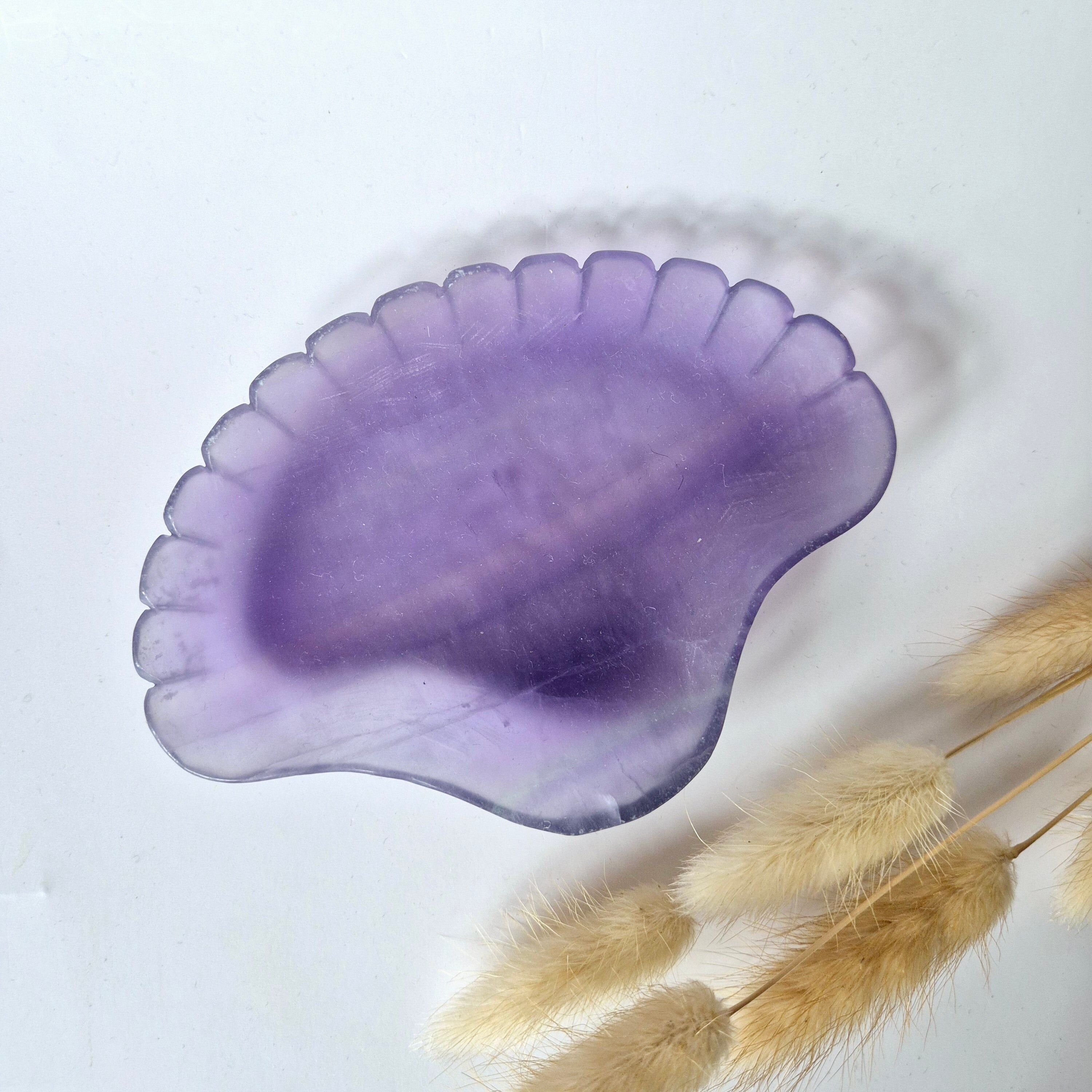 Bol à sculpter en pierre précieuse en forme de coquillage, fluorite violette n° 13 – Cadeau unique