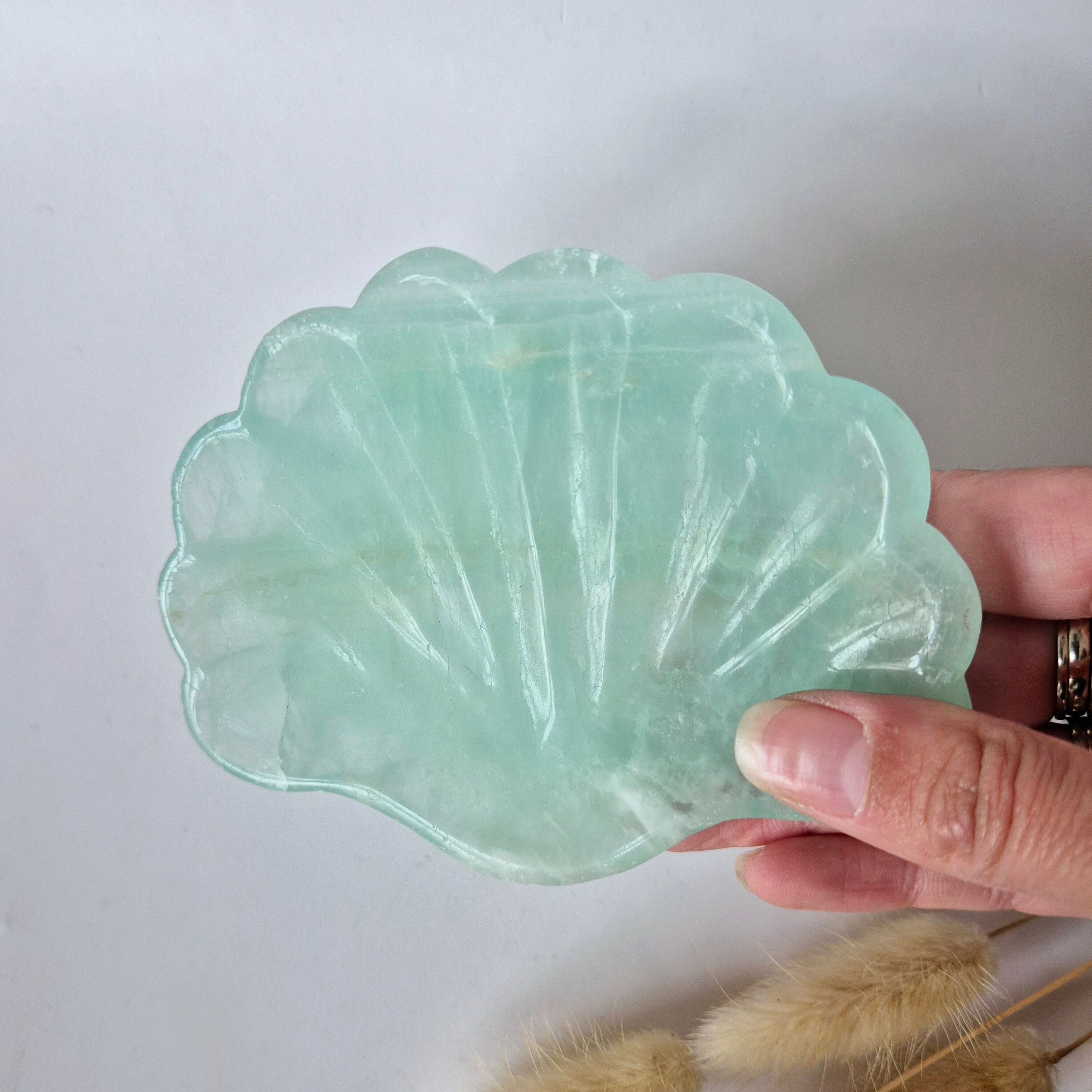 Bol à sculpter en pierre précieuse en forme de coquillage, fluorite verte n° 27 - Cadeau unique