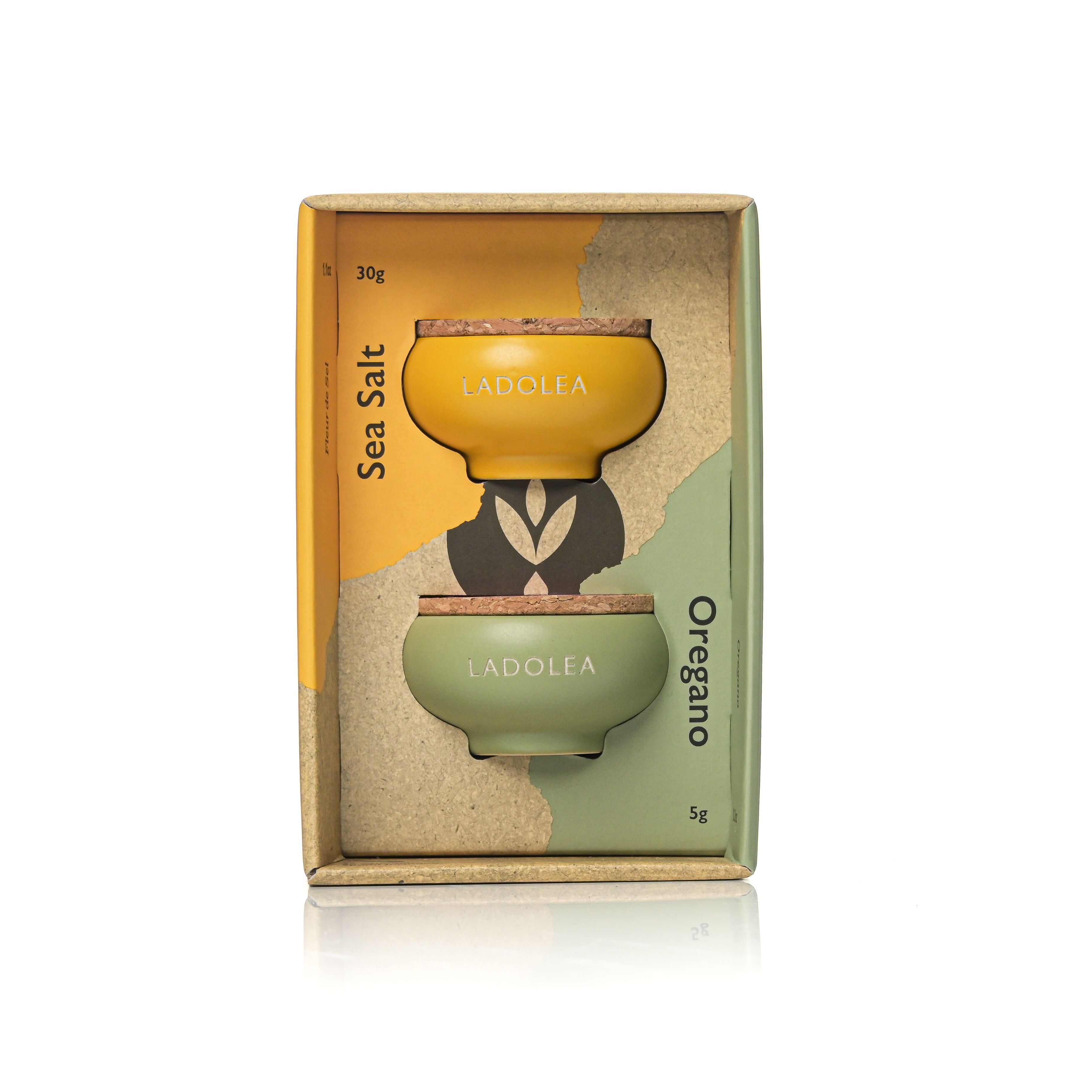 Fiore di sale (30 g) e origano (5 g)