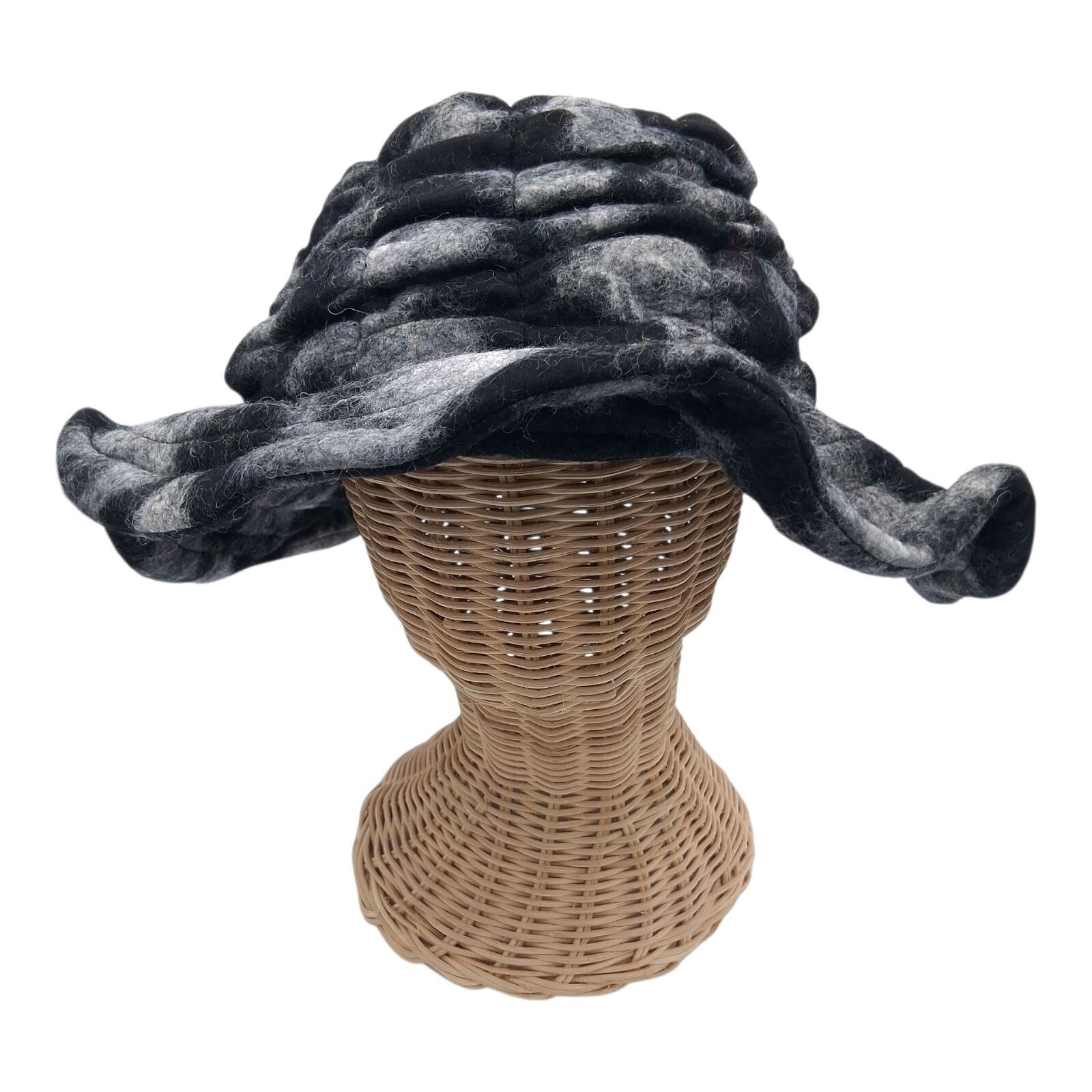 handgefilzter Hut aus reiner Schafwolle