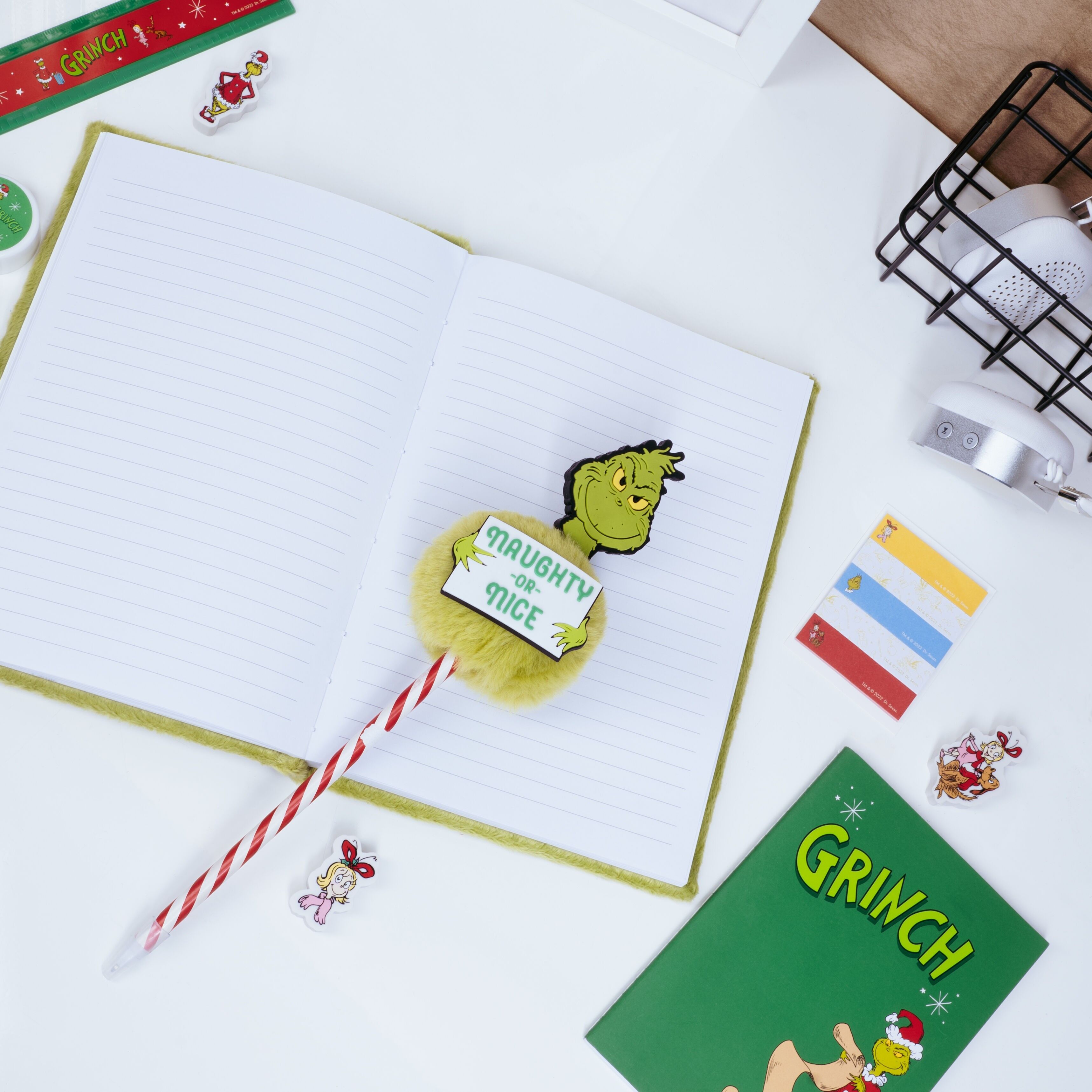 Der Grinch Fluffy Pen – Festliche Neuheit Schreibwaren