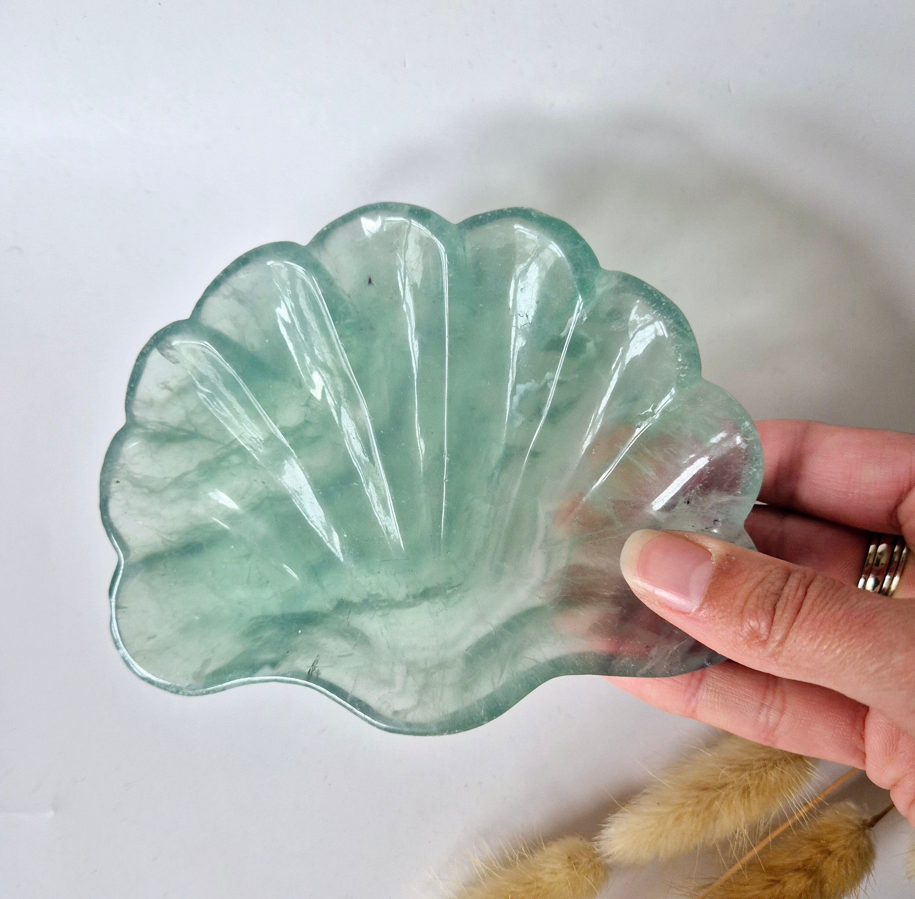 Bol à sculpter en pierre précieuse en forme de coquillage, fluorite verte n° 33 – Cadeau unique