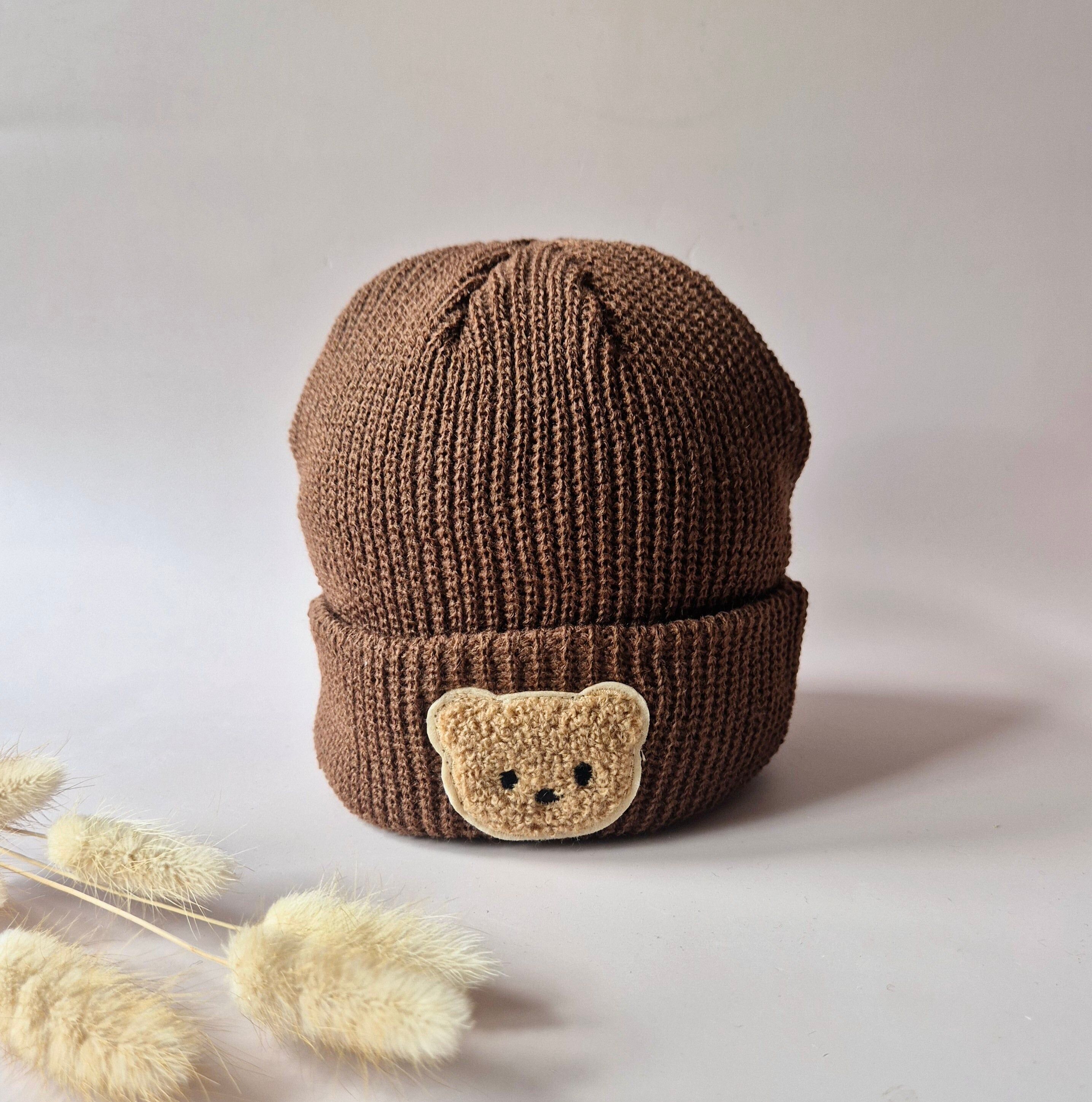 Rattle Bear Beanie – Brown warm knitted hat for babies and toddlers