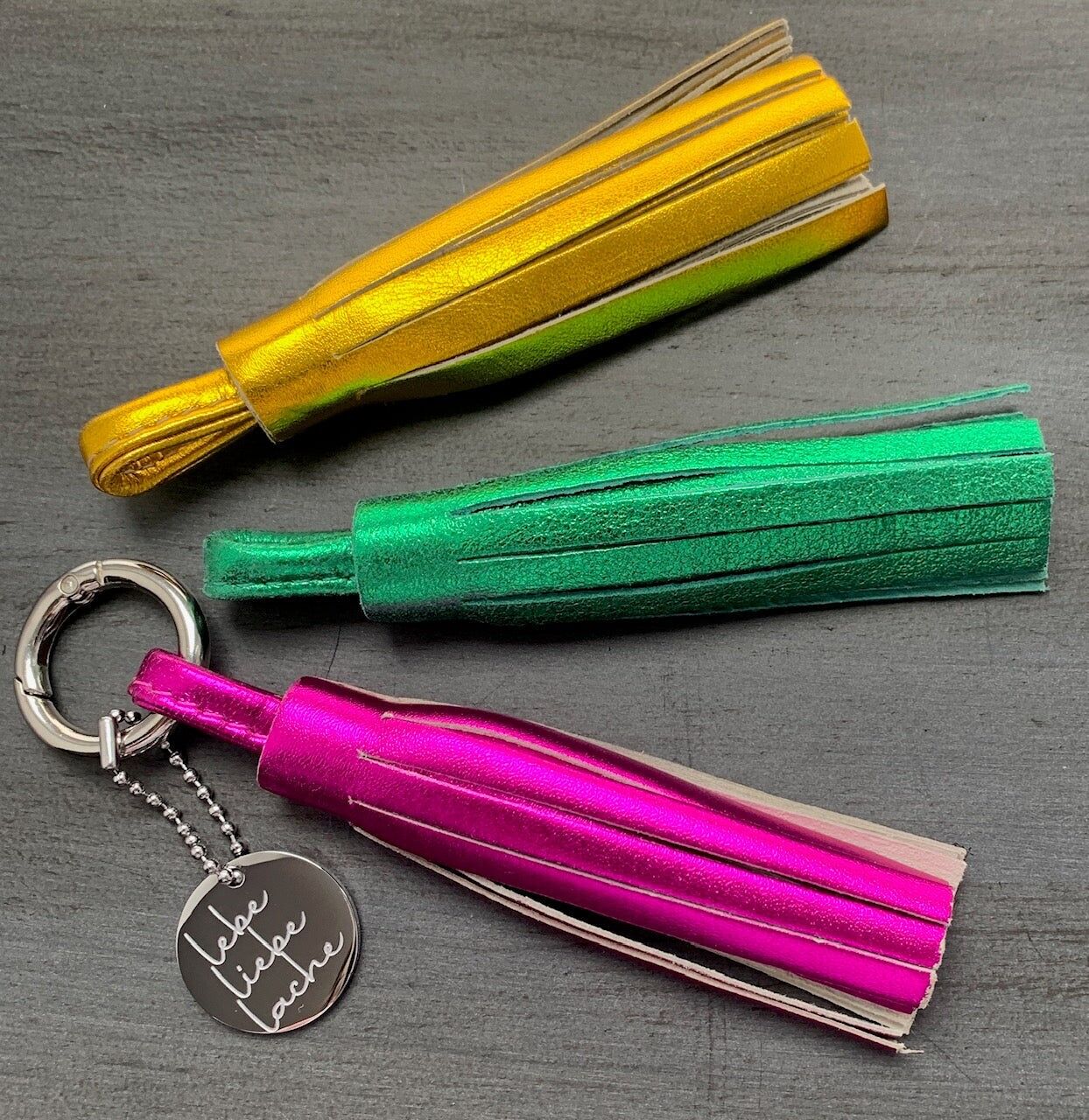 Llavero - vive ama ríe