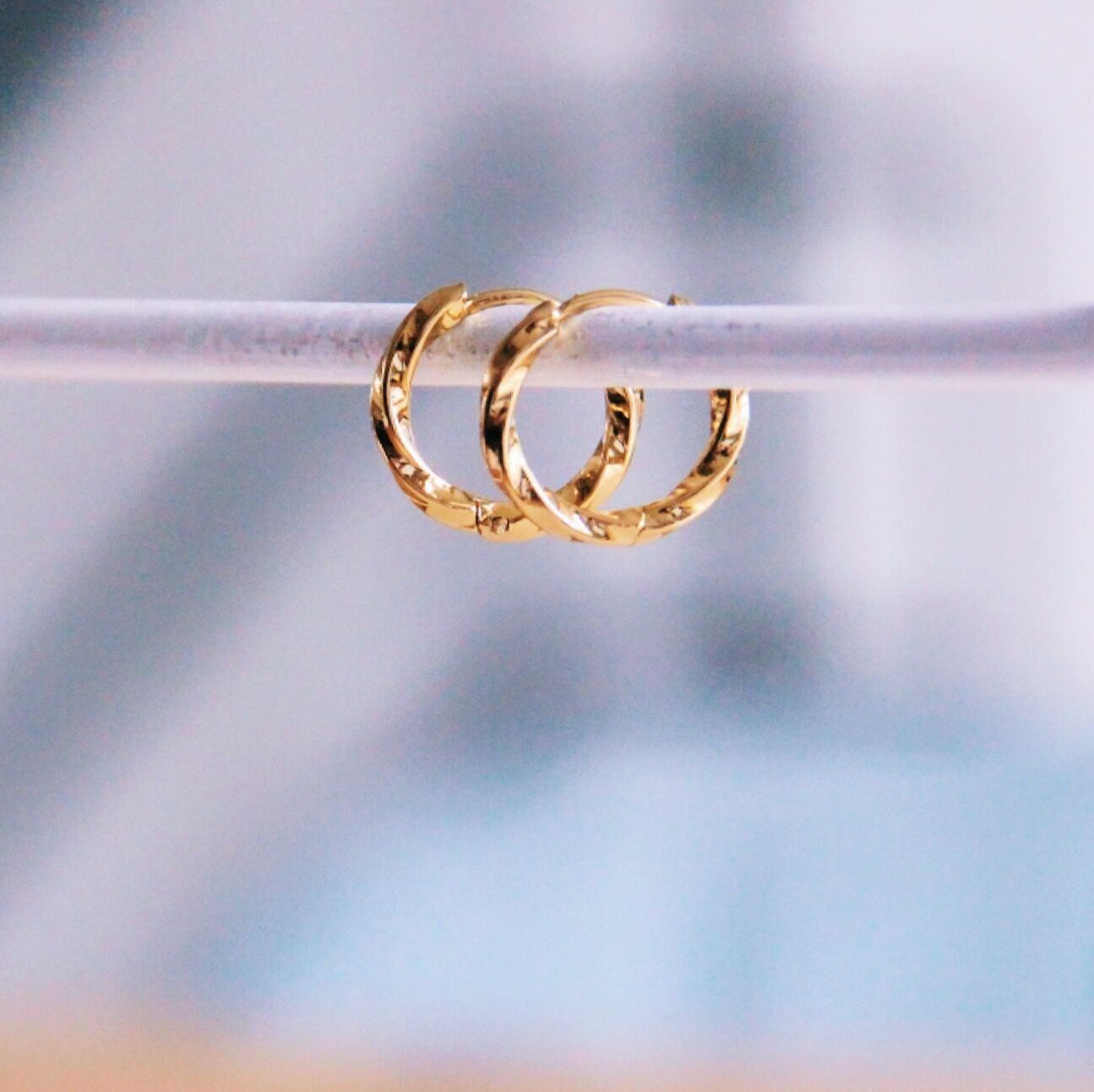 Cerchio in acciaio inox 14mm "tornito" - oro