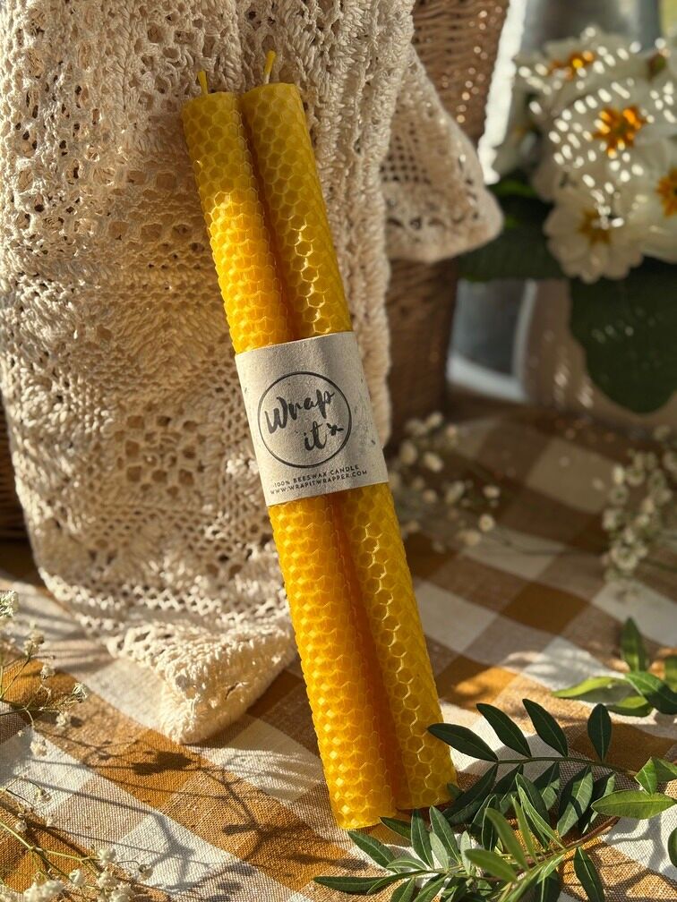 BEESWAX CANDLE SET 2 x 26cm x 2 cm - long taper candles