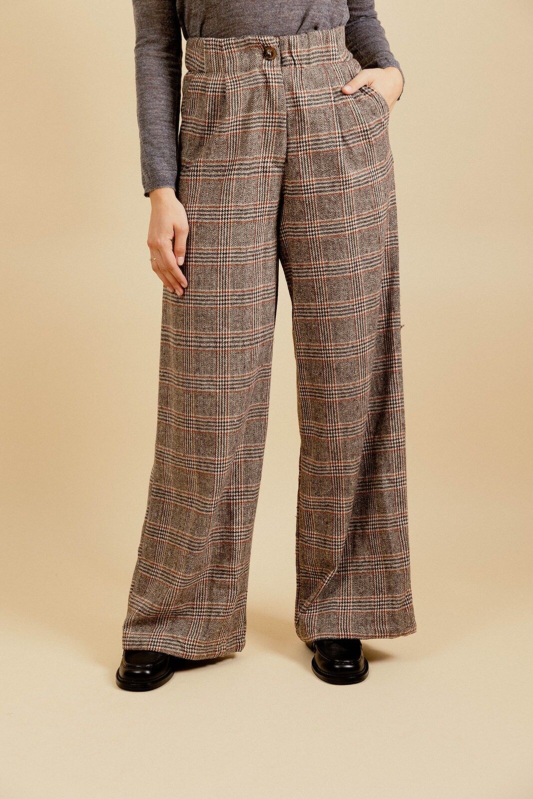 ANDRE Gerade geschnittene karierte Hose