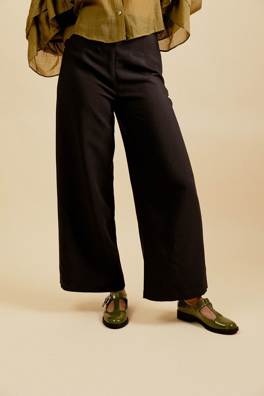 LINA Hose mit hoher Taille und weitem Bein