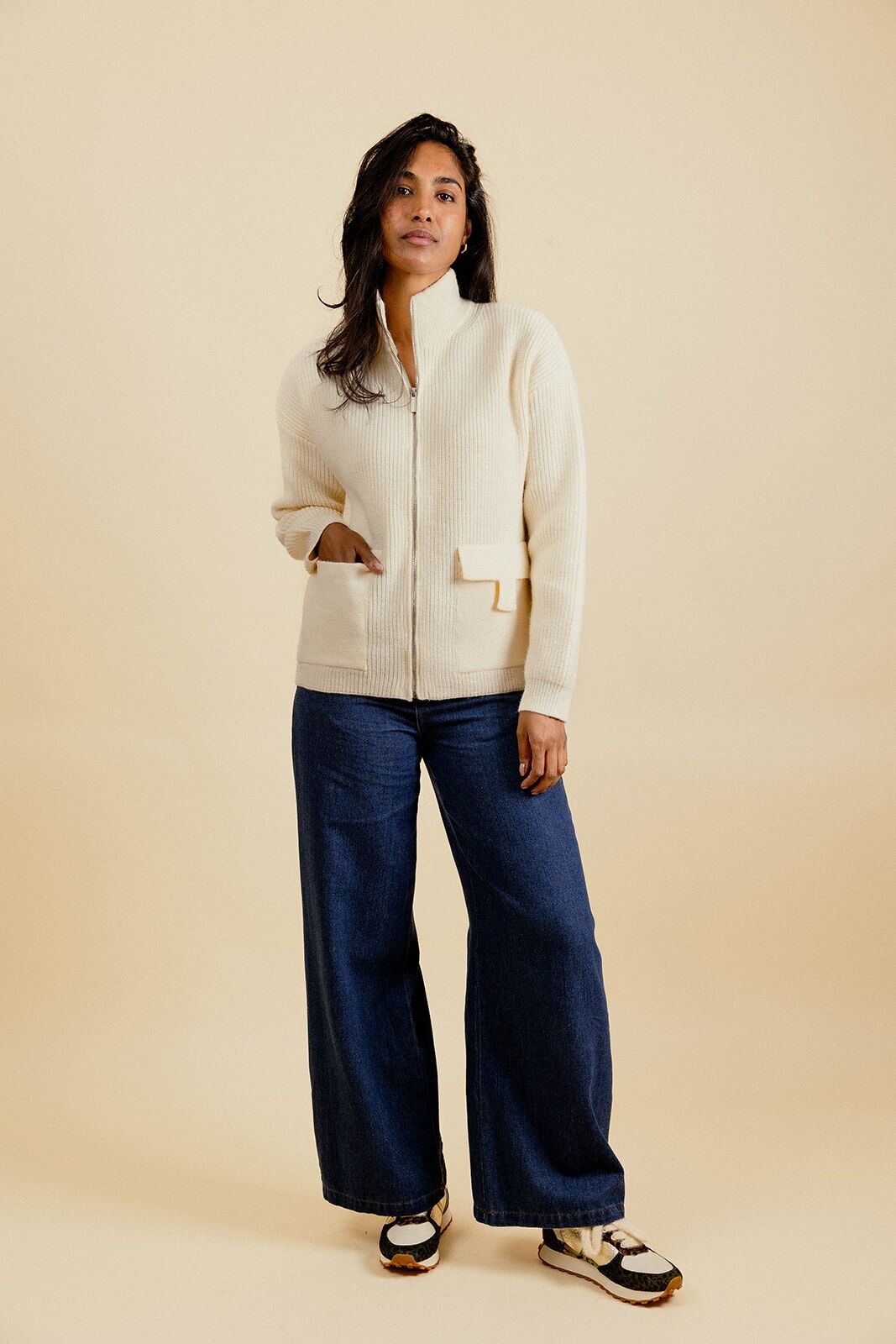 Cárdigan JOSS con cuello alto con cremallera