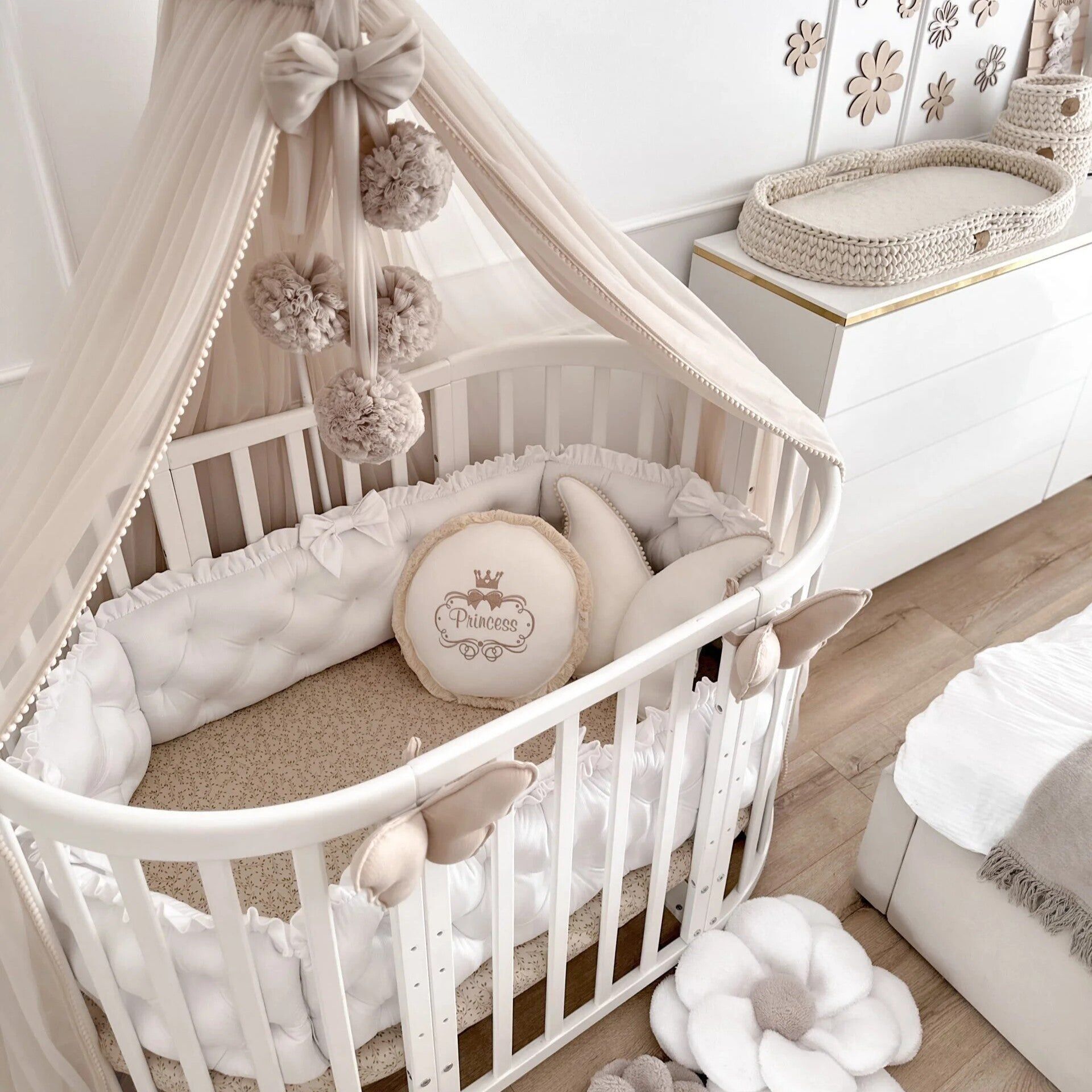 Baldaquin de lit de luxe incl.4 pompons | tulle