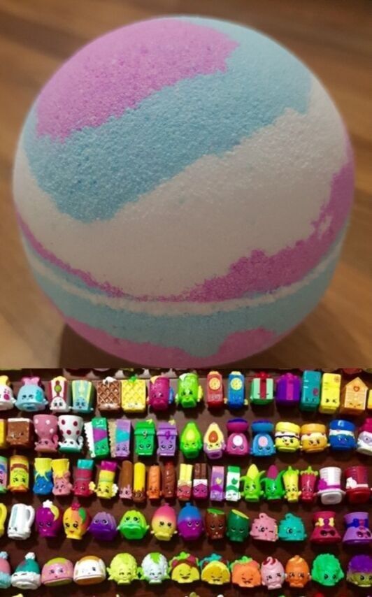 Inspiré de la bombe de bain Hidden Treasure de Shopkins