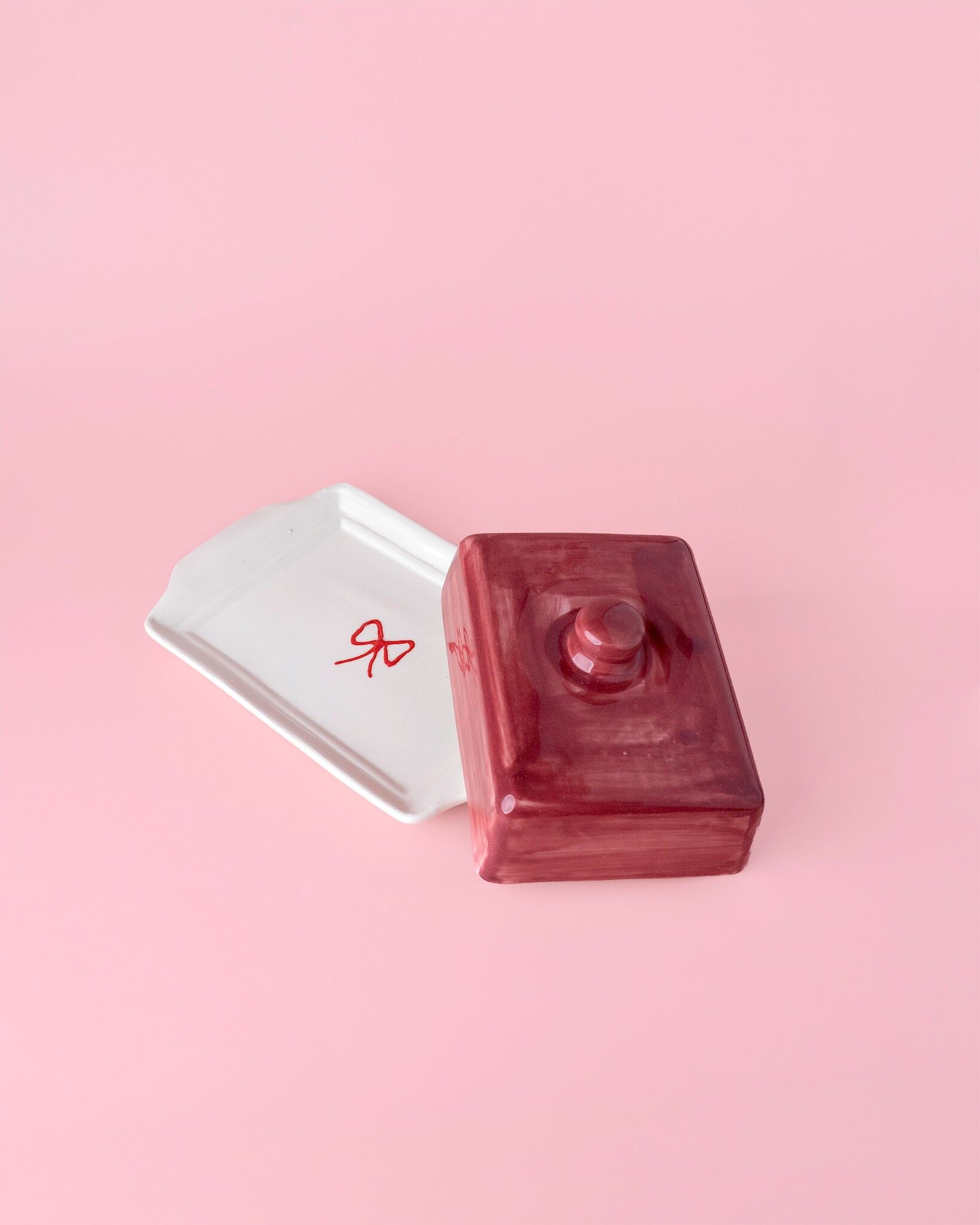 Mantequillera de cerámica para regalos de Navidad - Burdeos y Beige con lazo navideño - Noelle