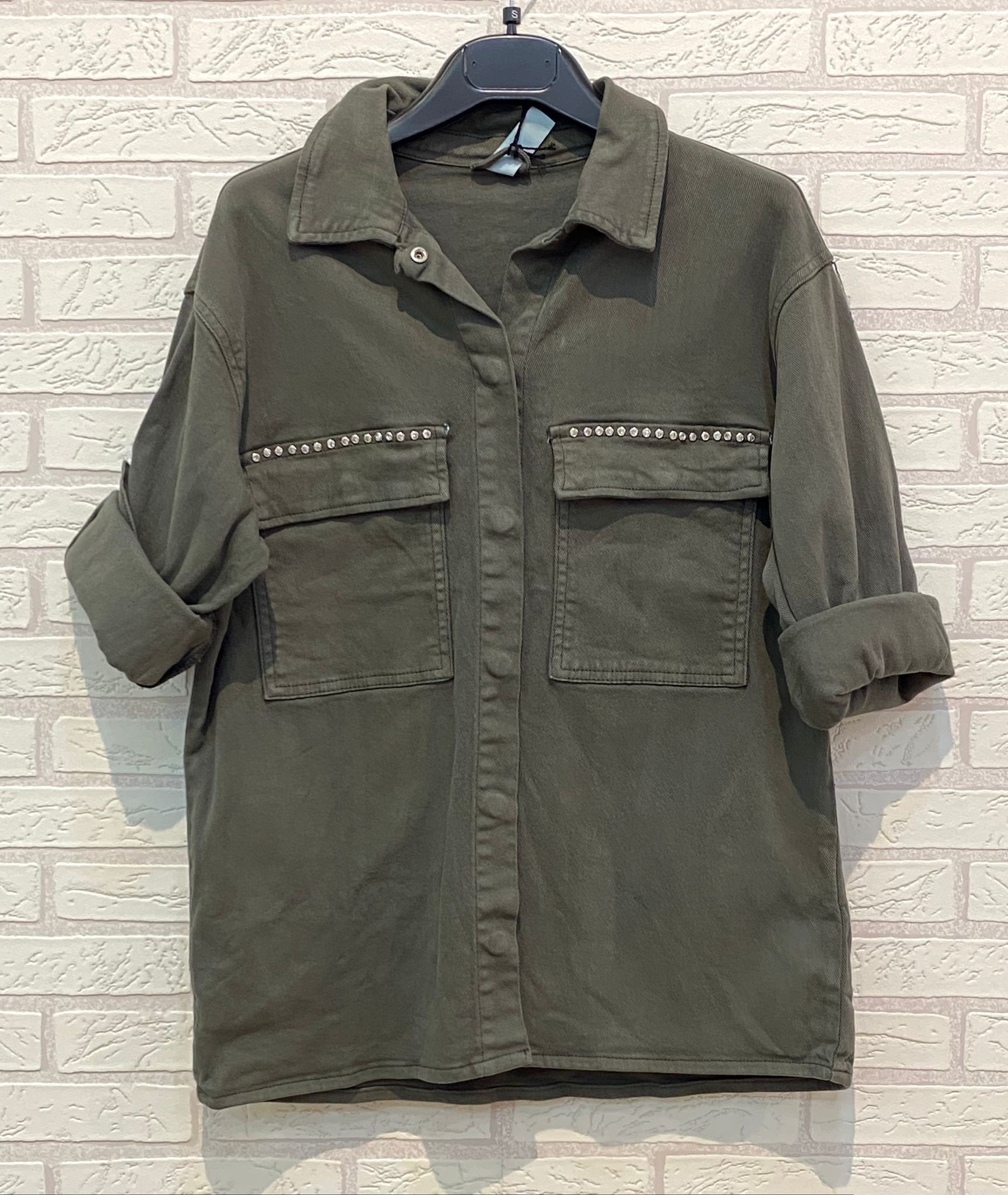 RIF.224107 GIACCA CON BORCHIE LUCIDE