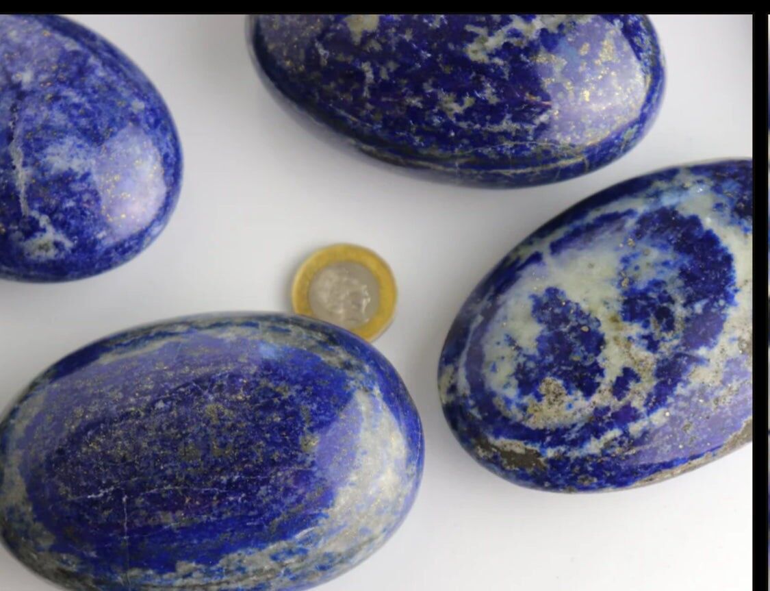 Piedra de palma de lapislázuli grande