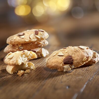 BISCOTTI AL LIMONE E MANDORLE