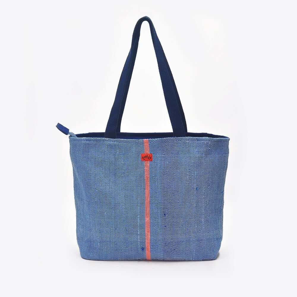Blaue übergroße Tasche für die Arbeit, das Fitnessstudio oder den täglichen Gebrauch